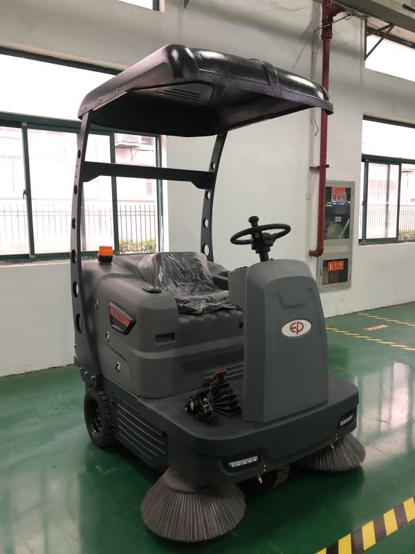 Xe quet rác ngồi lái ZLJ1400