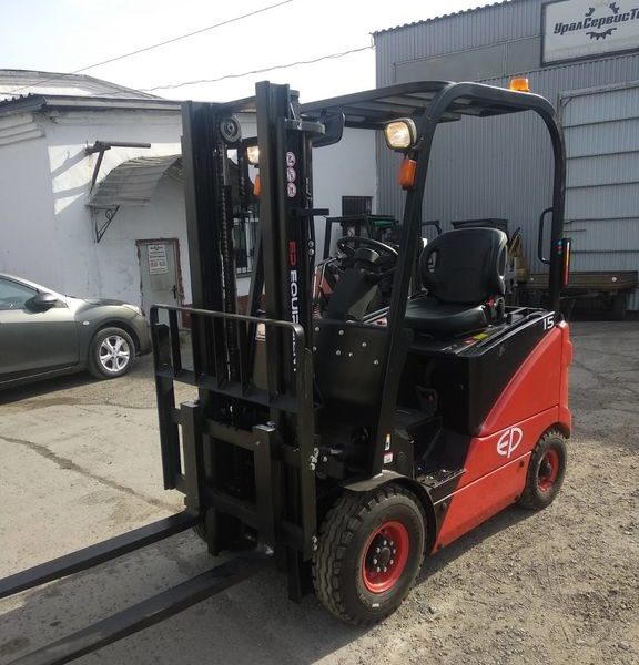 Xe nâng điện ngồi lái CPD15FJ5