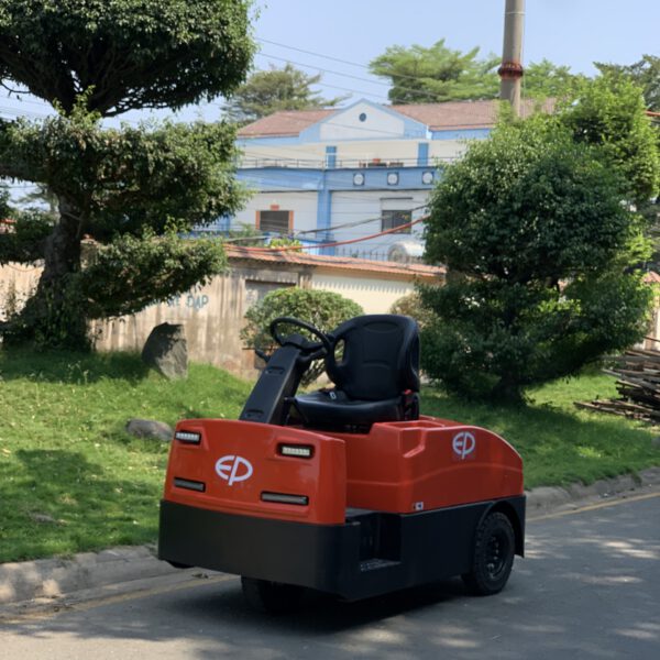 Xe đầu kéo điện QDD30TSC