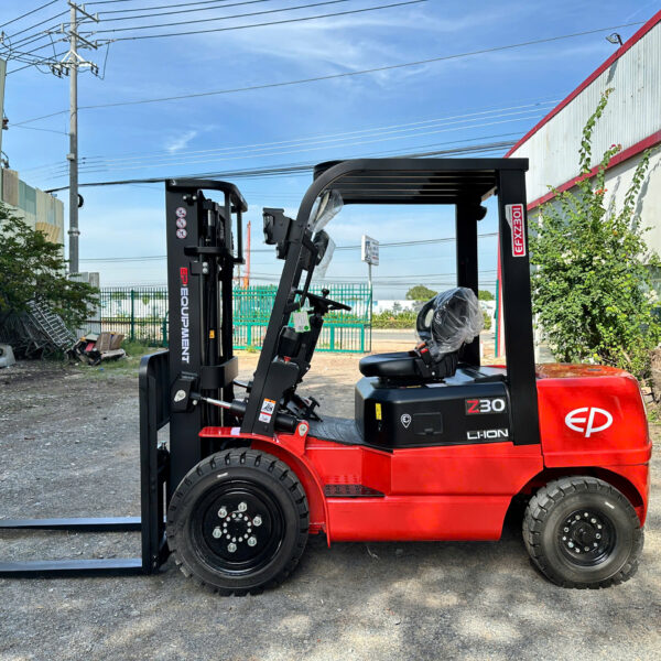 XE NÂNG ĐIỆN NGỒI LÁI 3 TẤN EFXZ301-H